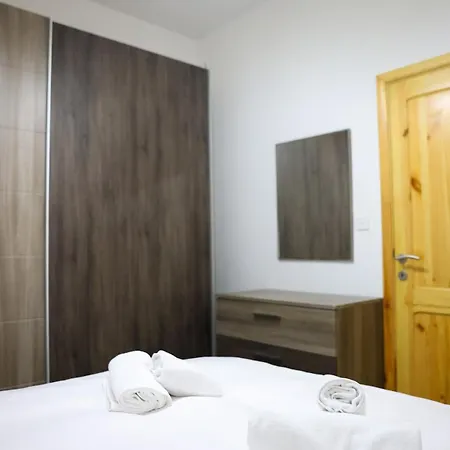 Διαμέρισμα Lovely 3br With Beautiful Views, Marsalforn Gozo By 360 Estates *
