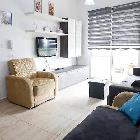 Apartamento Lovely 3br With Beautiful Views, Marsalforn Gozo By 360 Estates