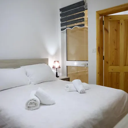 Lovely 3br With Beautiful Views, Marsalforn Gozo By 360 Estates Διαμέρισμα *